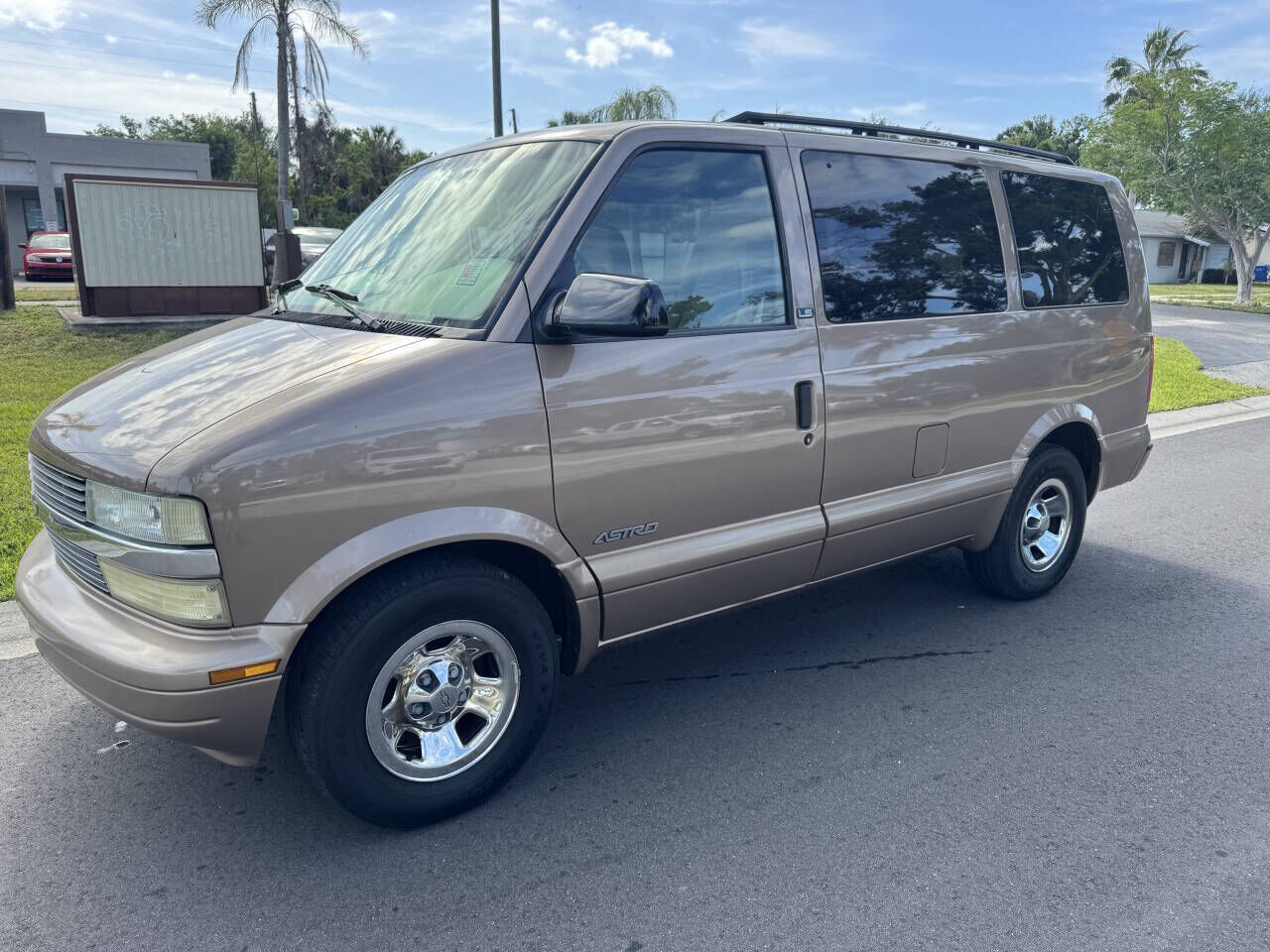 2002 CHEVROLET Astro Van