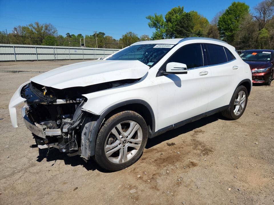 2020 MERCEDES-BENZ GLA-Class