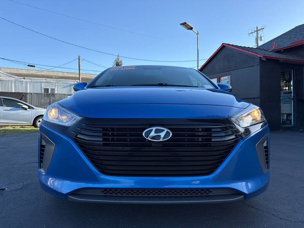 2017 HYUNDAI Ioniq