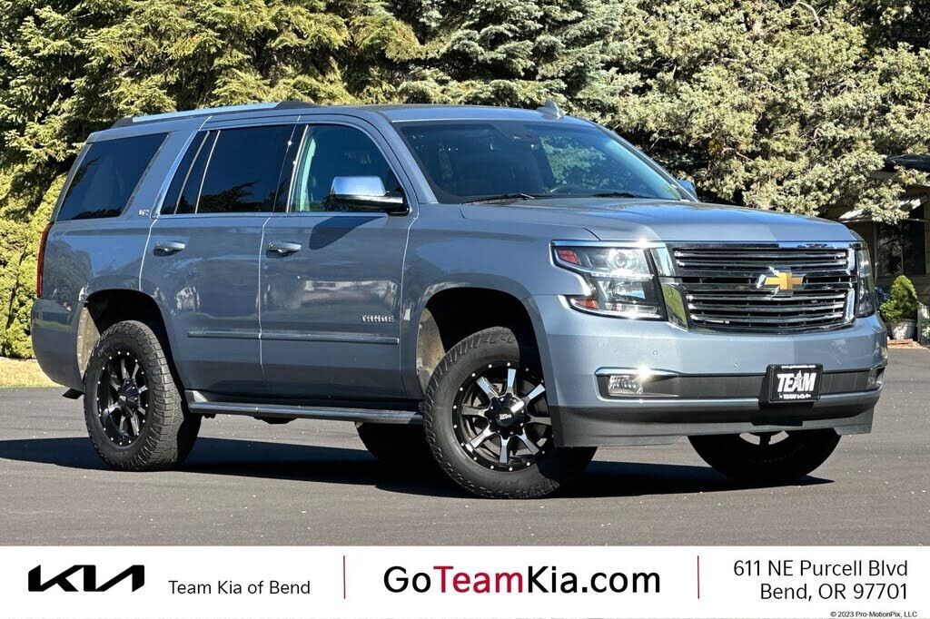 2016 CHEVROLET Tahoe