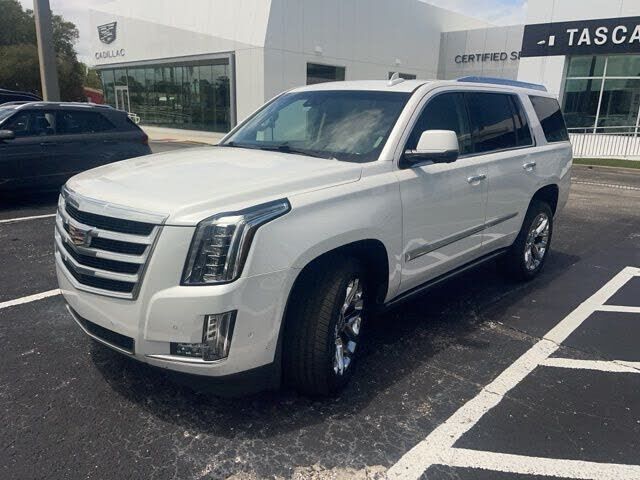 2019 CADILLAC Escalade