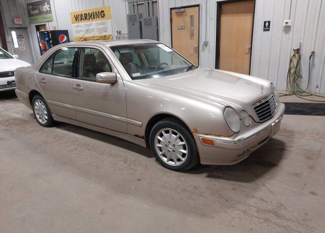 2001 MERCEDES-BENZ E-Class