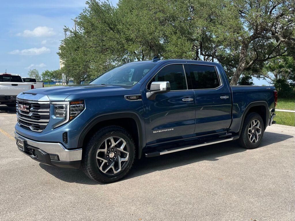 2024 GMC Sierra