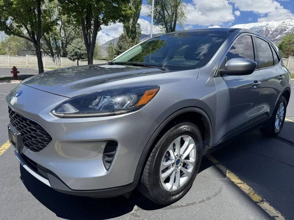 2021 FORD Escape