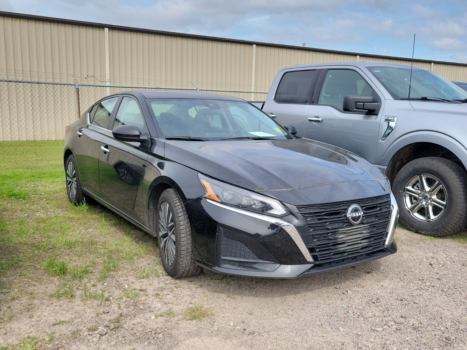 2024 NISSAN Altima