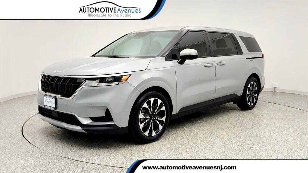2023 KIA Carnival