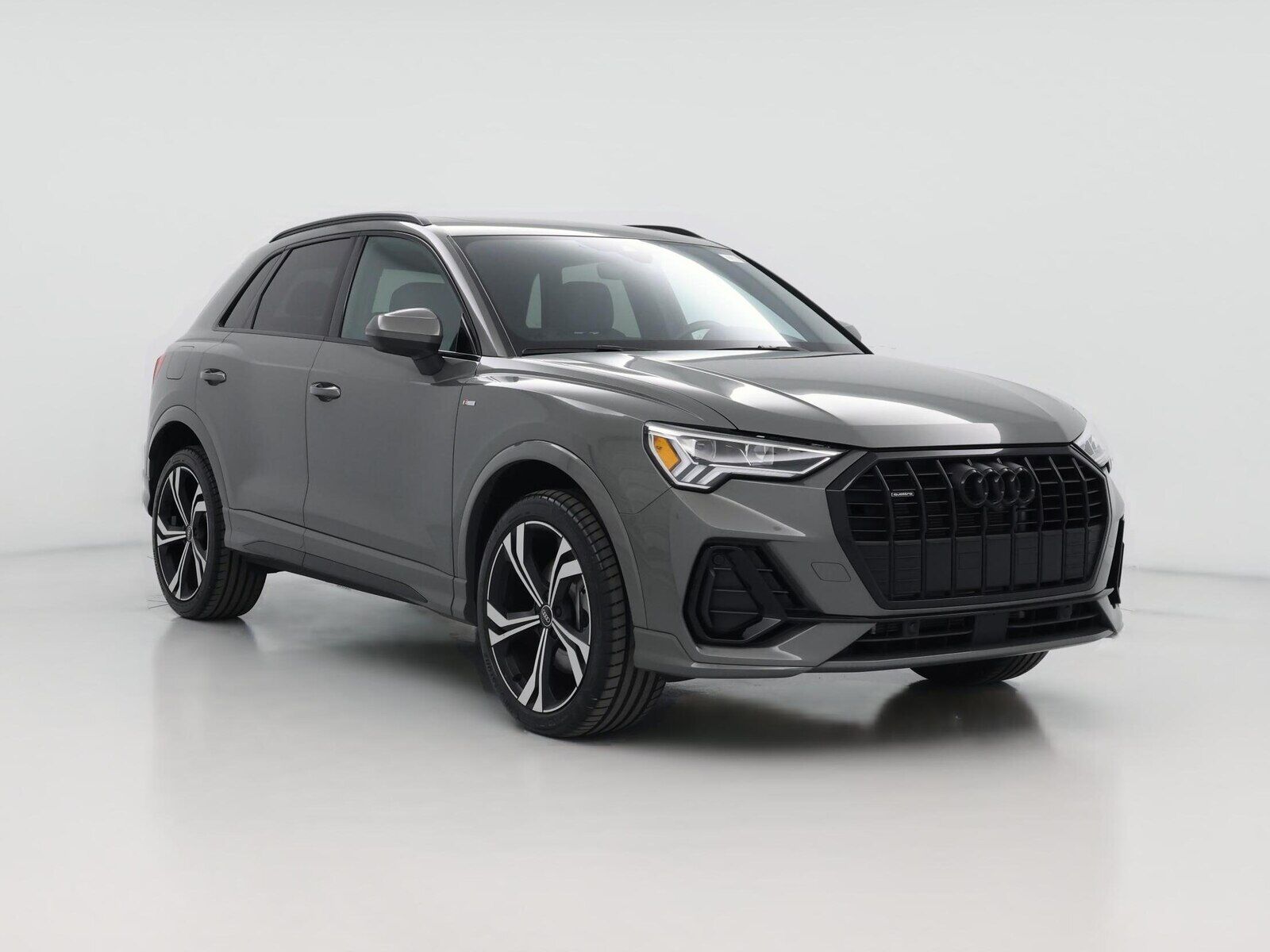 2023 AUDI Q3