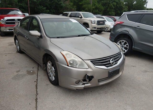 2012 NISSAN Altima