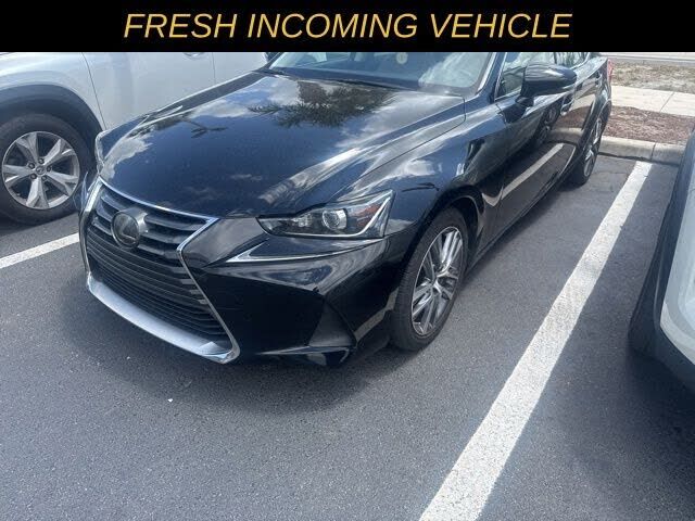 2020 LEXUS IS
