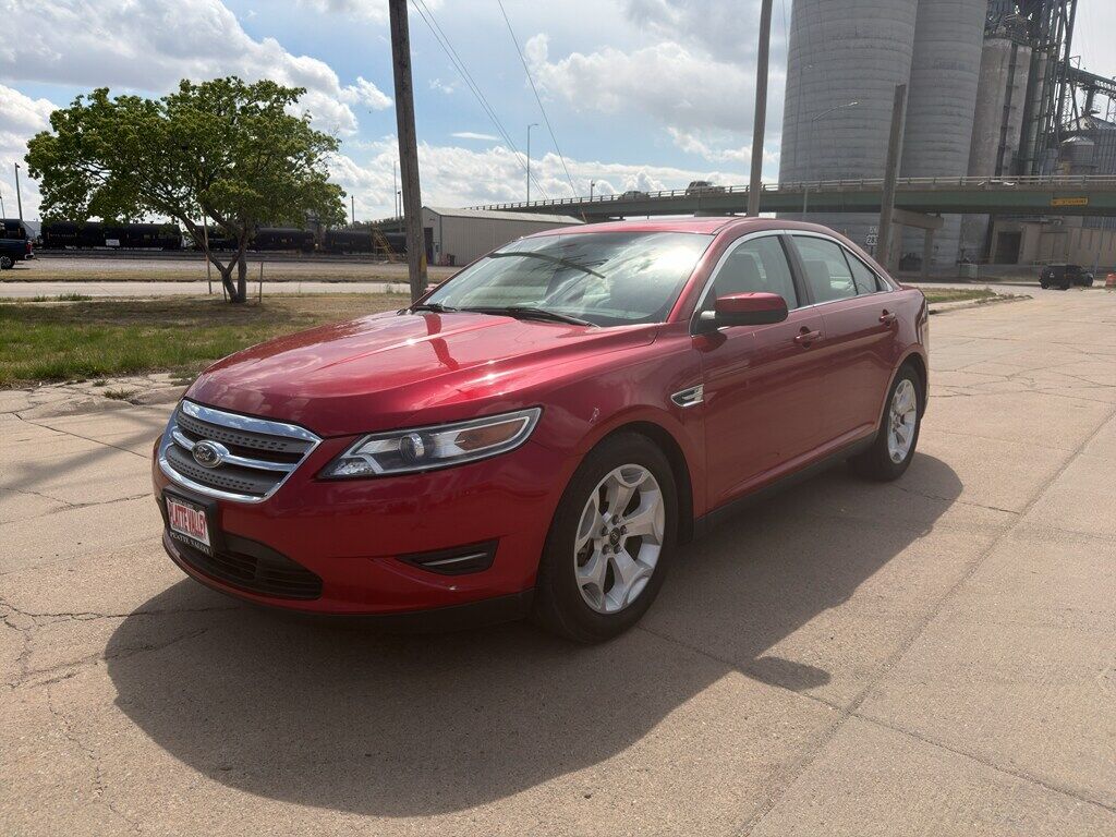 2011 FORD Taurus