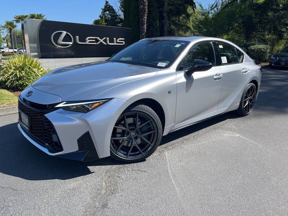 2026 LEXUS IS