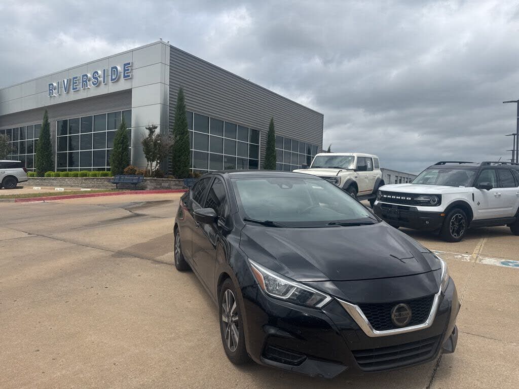 2021 NISSAN Versa