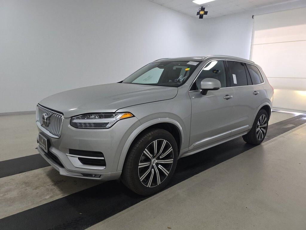 2025 VOLVO XC90