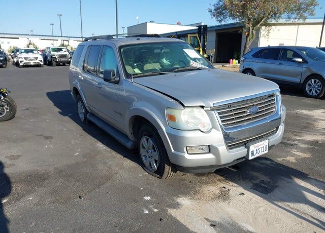 2008 FORD Explorer
