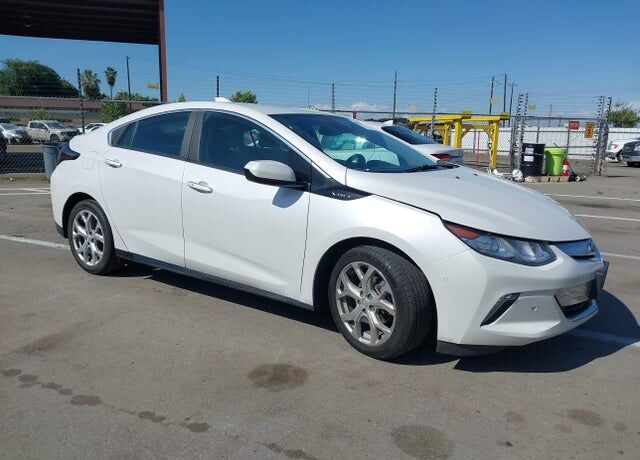 2018 CHEVROLET Volt