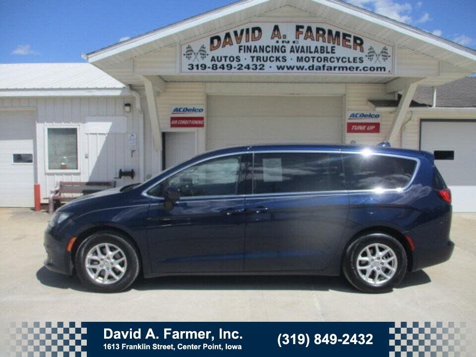 2017 CHRYSLER Pacifica