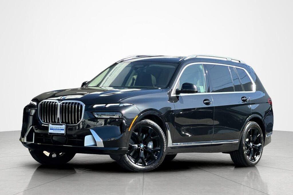 2025 BMW X7