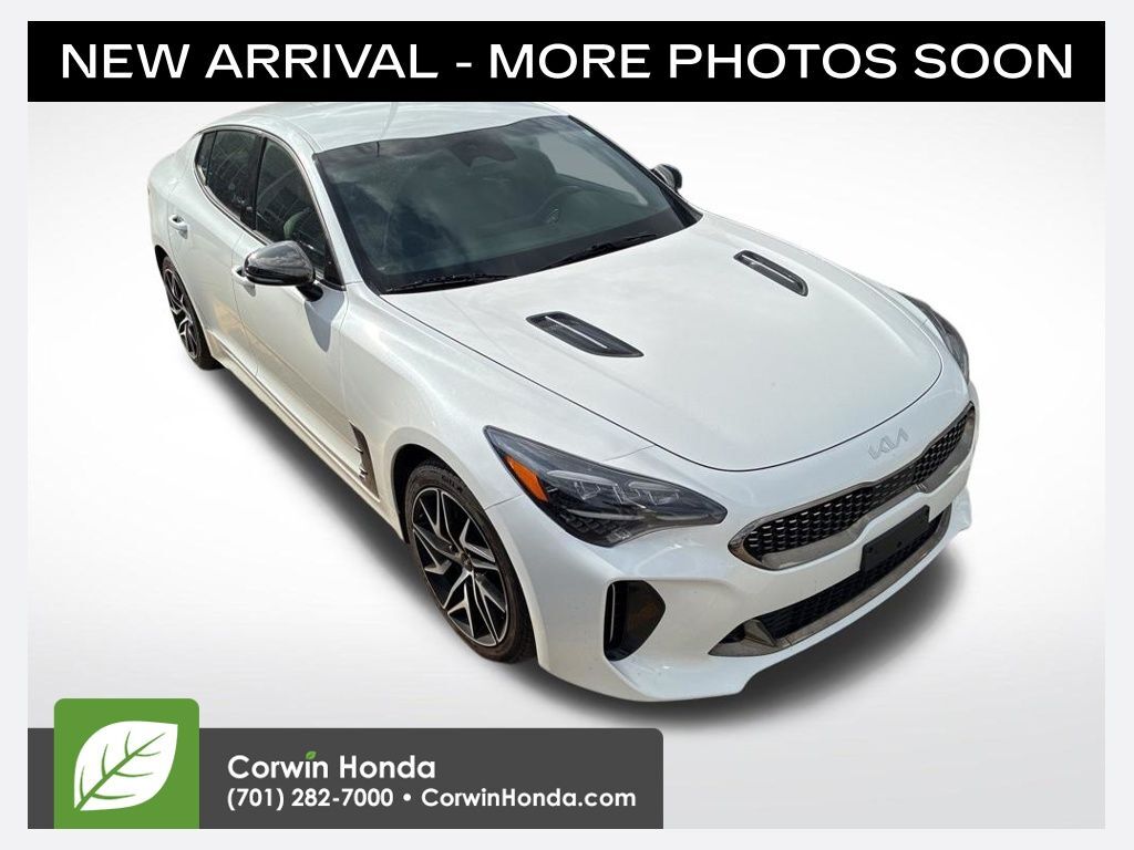 2022 KIA Stinger