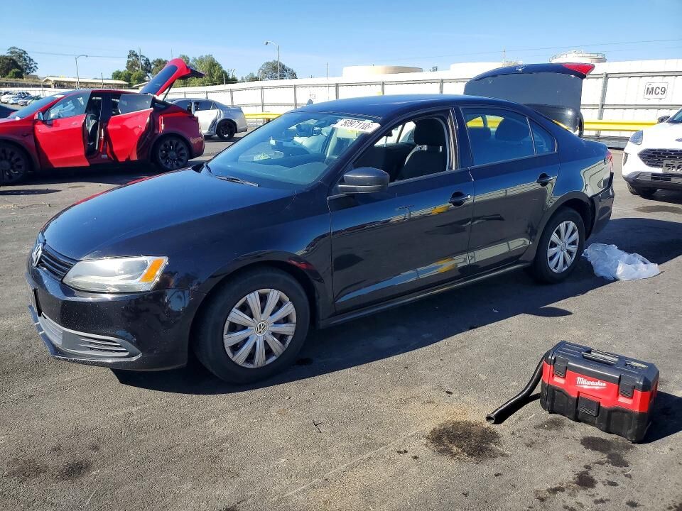 2013 VOLKSWAGEN Jetta