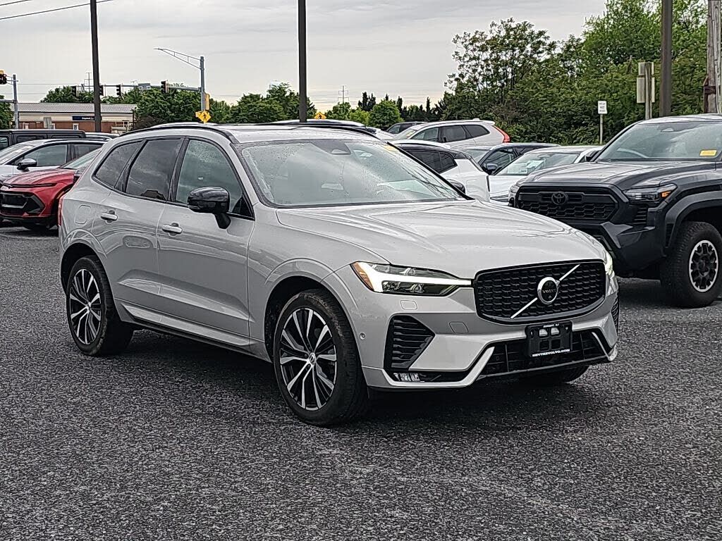 2023 VOLVO XC60