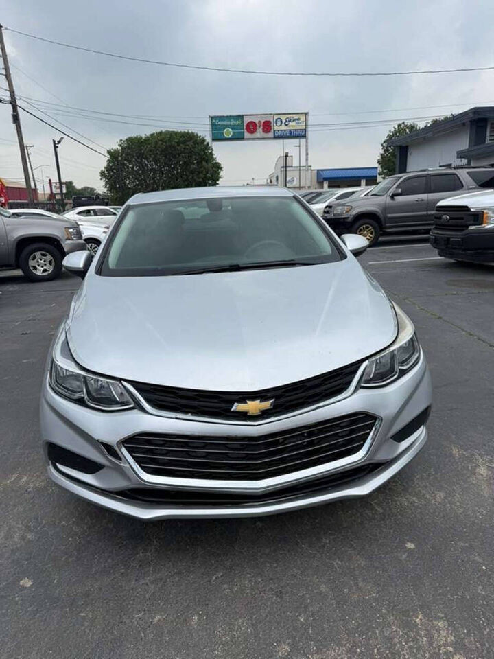 2018 CHEVROLET Cruze