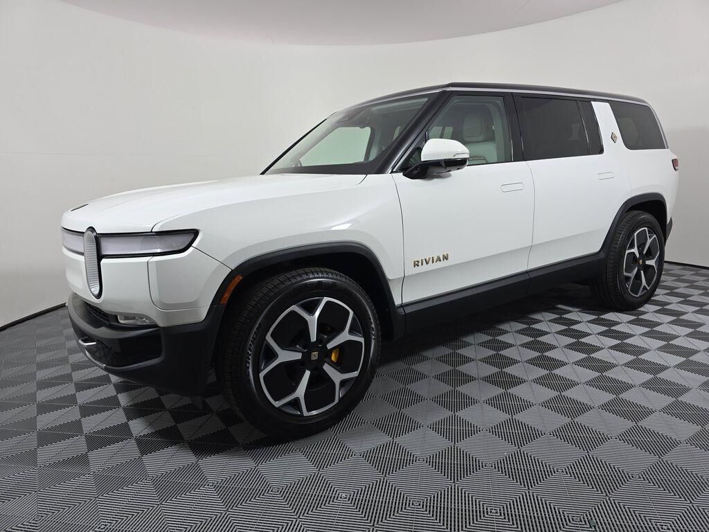 2024 RIVIAN R1S