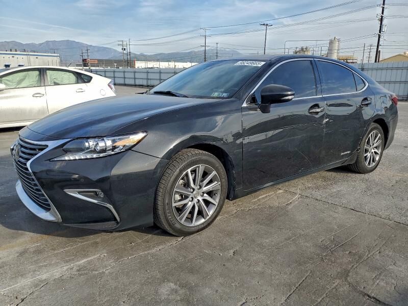 2018 LEXUS ES