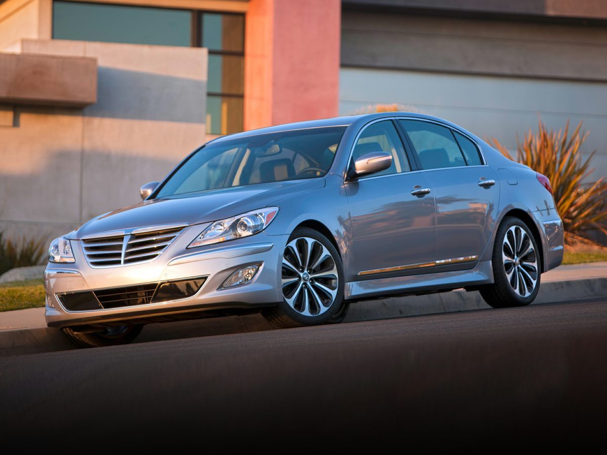 2012 HYUNDAI Genesis
