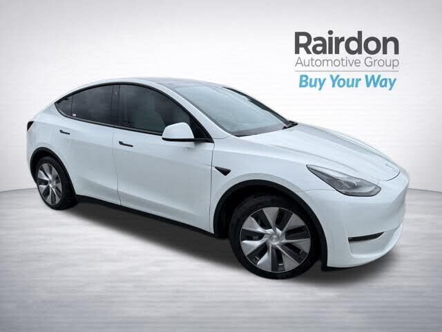 2023 TESLA Model Y
