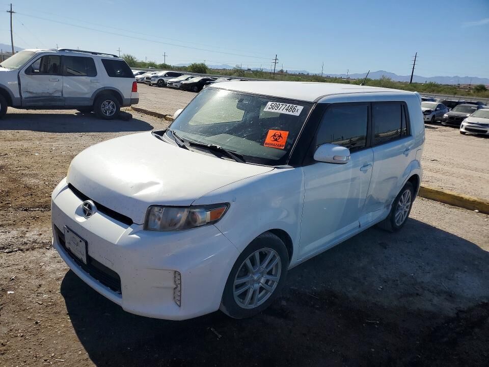 2015 TOYOTA SCION
