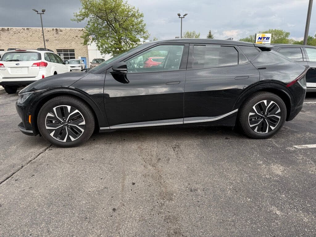 2024 KIA EV6