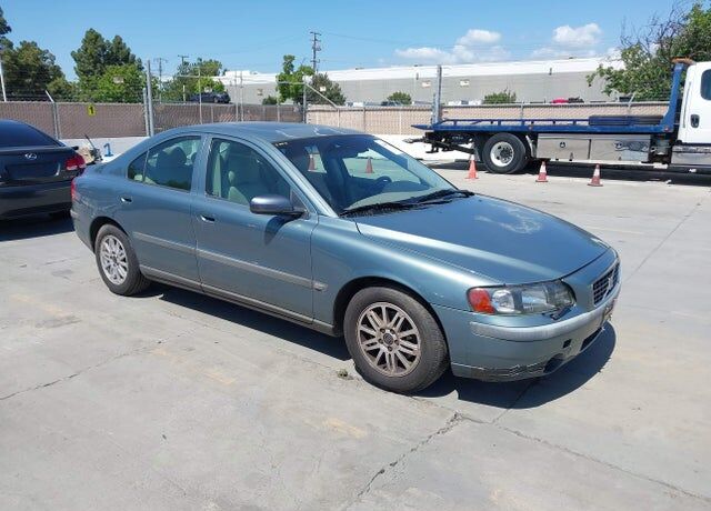 2004 VOLVO S60