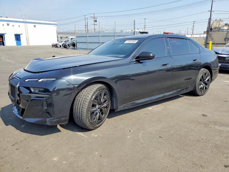 2024 BMW i7