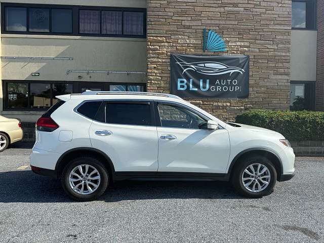 2017 NISSAN Rogue