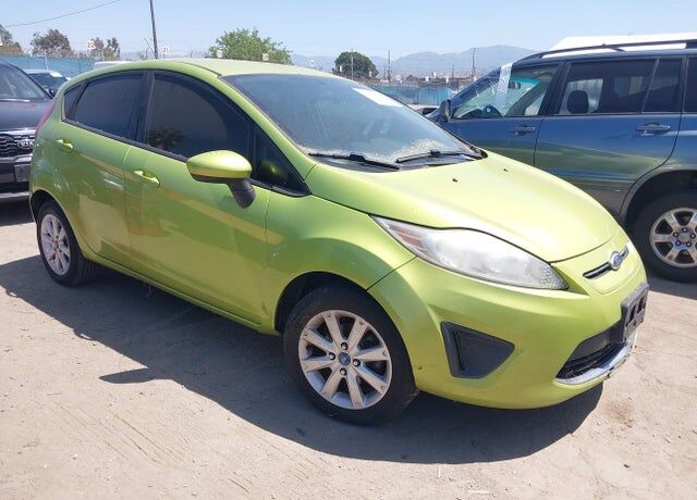 2012 FORD Fiesta