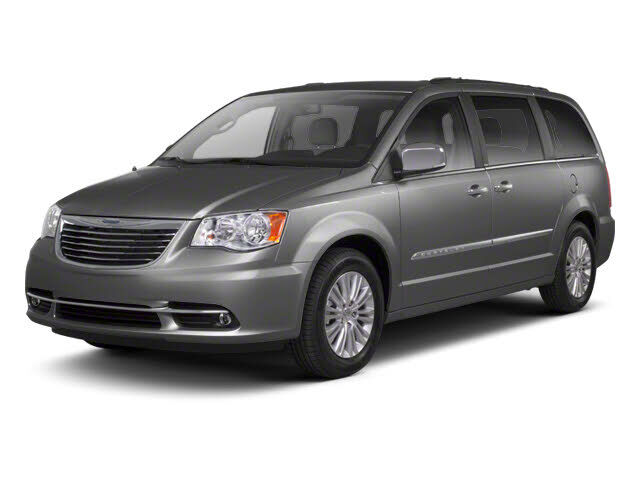 2013 CHRYSLER Town and Country