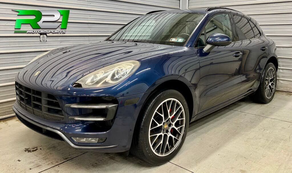 2015 PORSCHE Macan