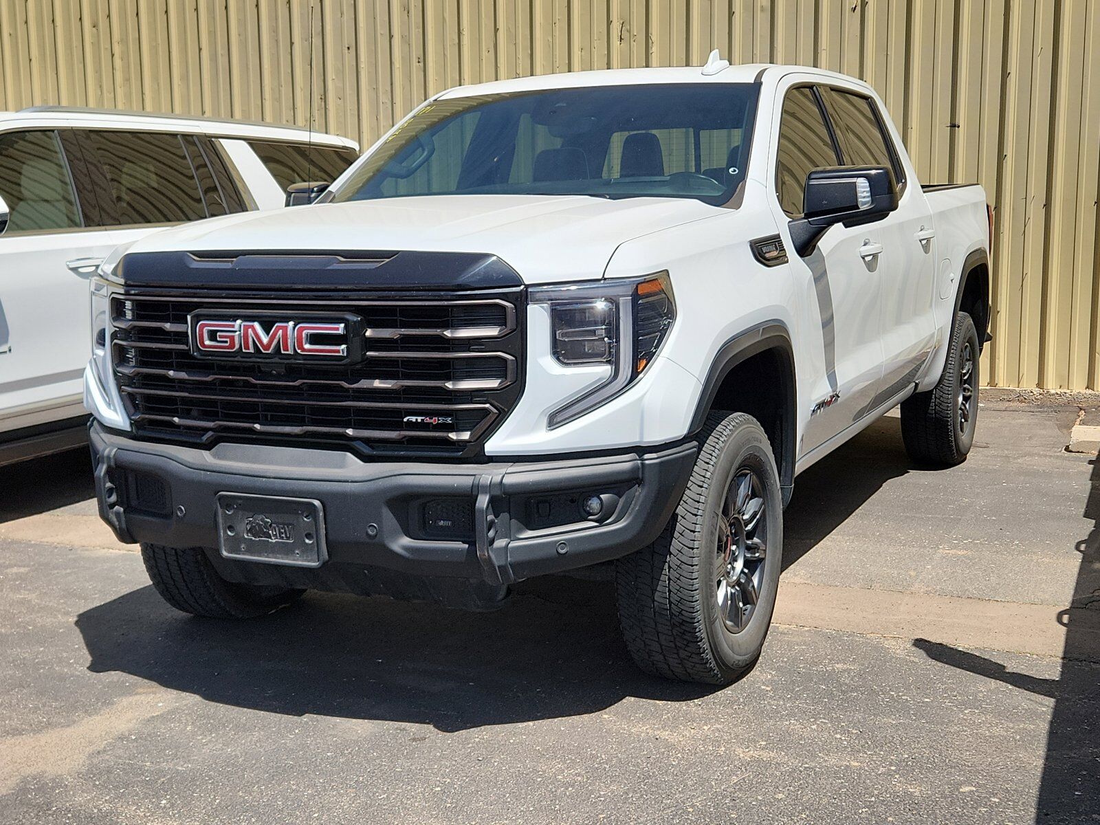 2024 GMC Sierra