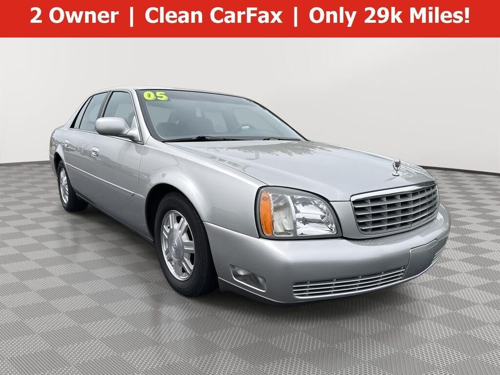 2005 CADILLAC Deville