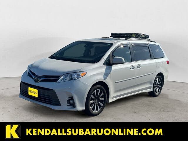 2019 TOYOTA Sienna