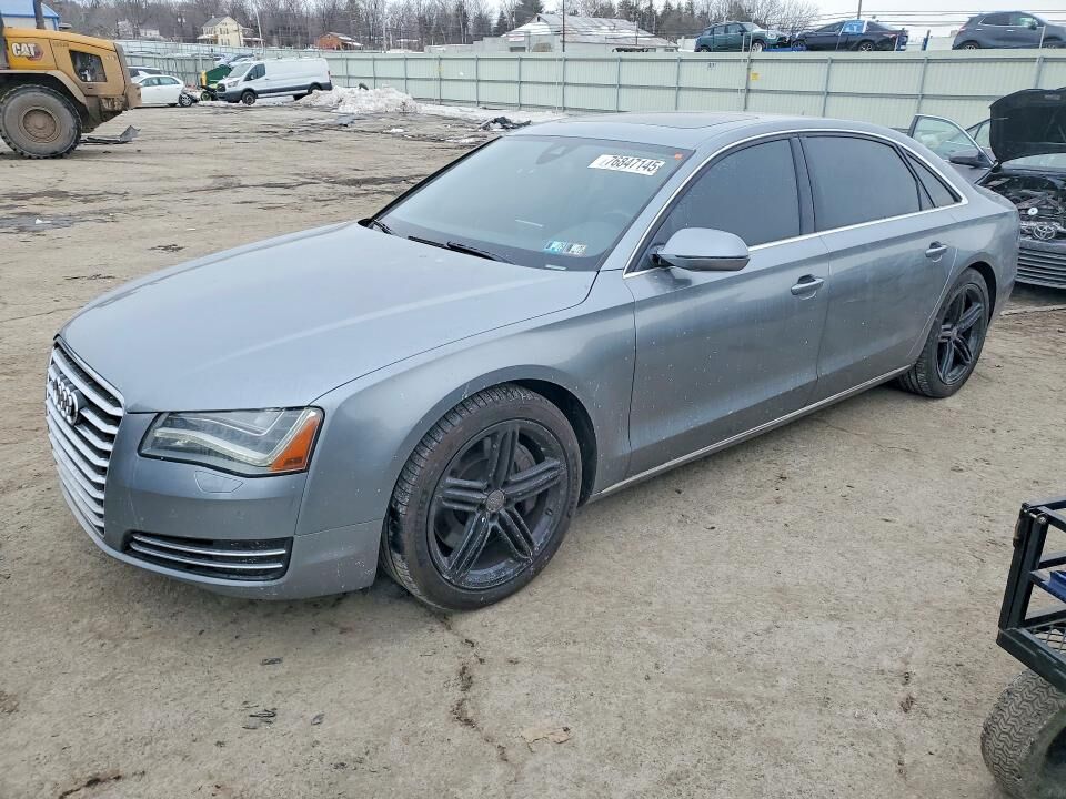 2013 AUDI A8