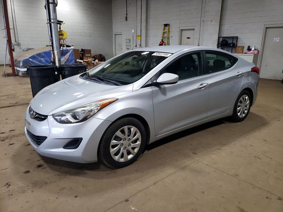 2012 HYUNDAI Elantra