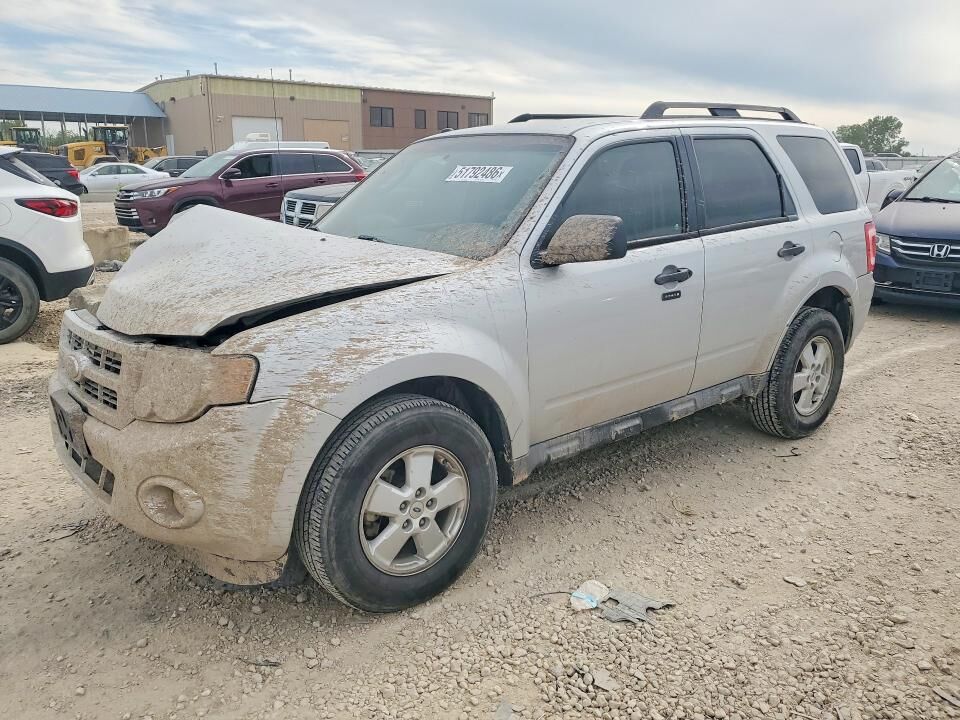 2010 FORD Escape