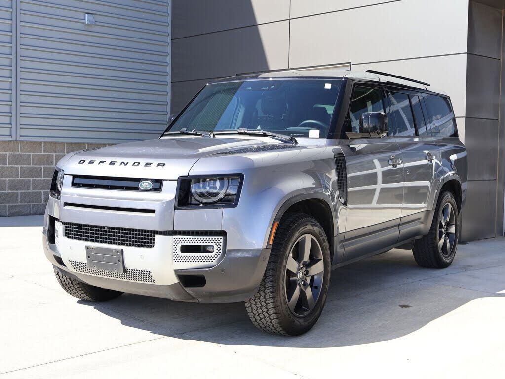 2023 LAND ROVER Defender