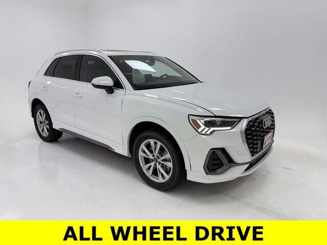 2023 AUDI Q3