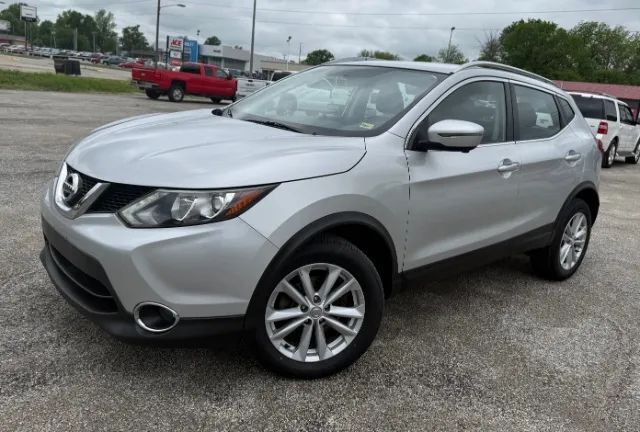 2017 NISSAN Rogue
