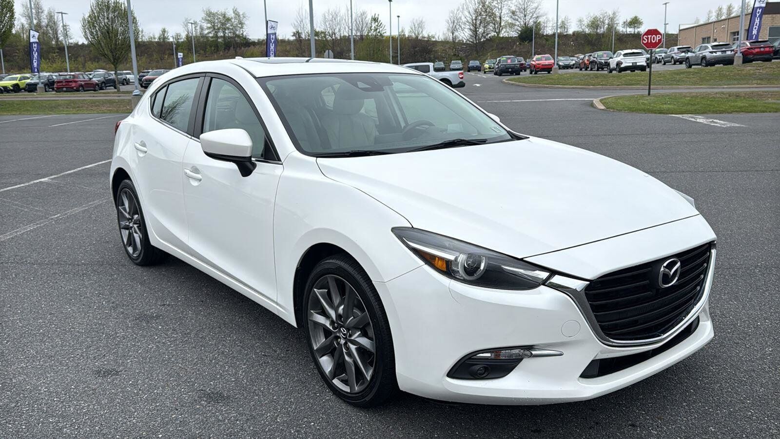 2018 MAZDA Mazda3