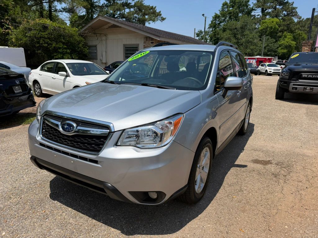 2016 SUBARU Forester