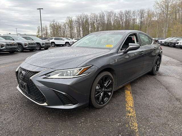 2025 LEXUS ES