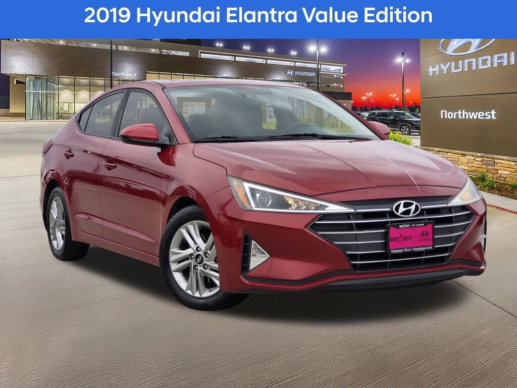 2019 HYUNDAI Elantra